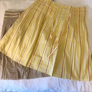 Lot of Two Old Navy Cotton Blend Full Skirts Yellow & Beige Side Zippers Sz 14